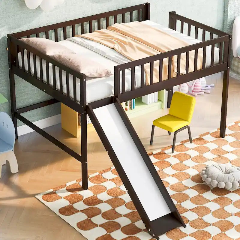 Letto a soppalco matrimoniale Full basso in legno massello con scala e scivolo